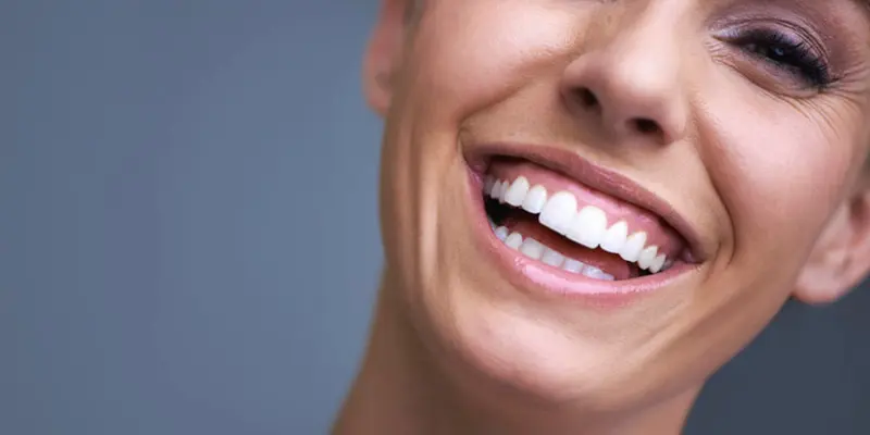 chirurgia allungamento corona clinica